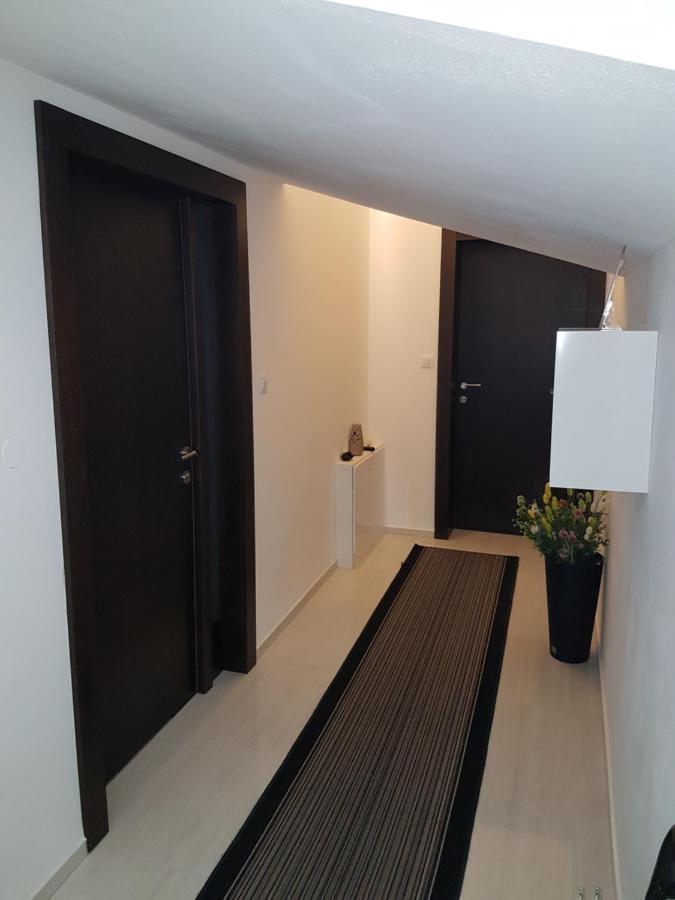 Gabi Rooms & Studio Apartment Lozovac Exterior foto