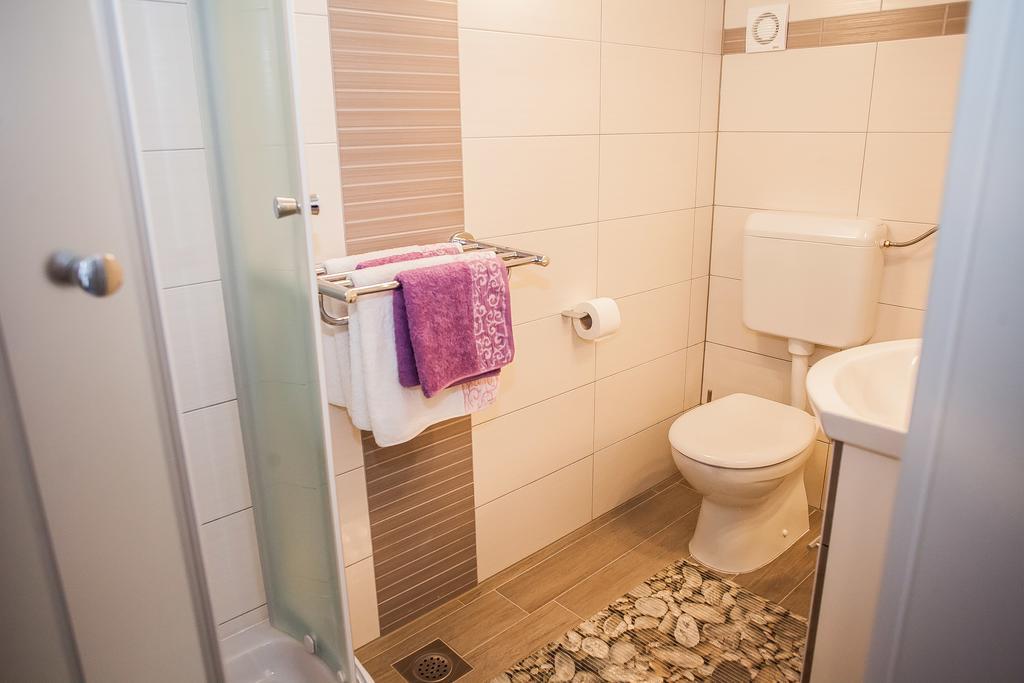 Gabi Rooms & Studio Apartment Lozovac Zimmer foto