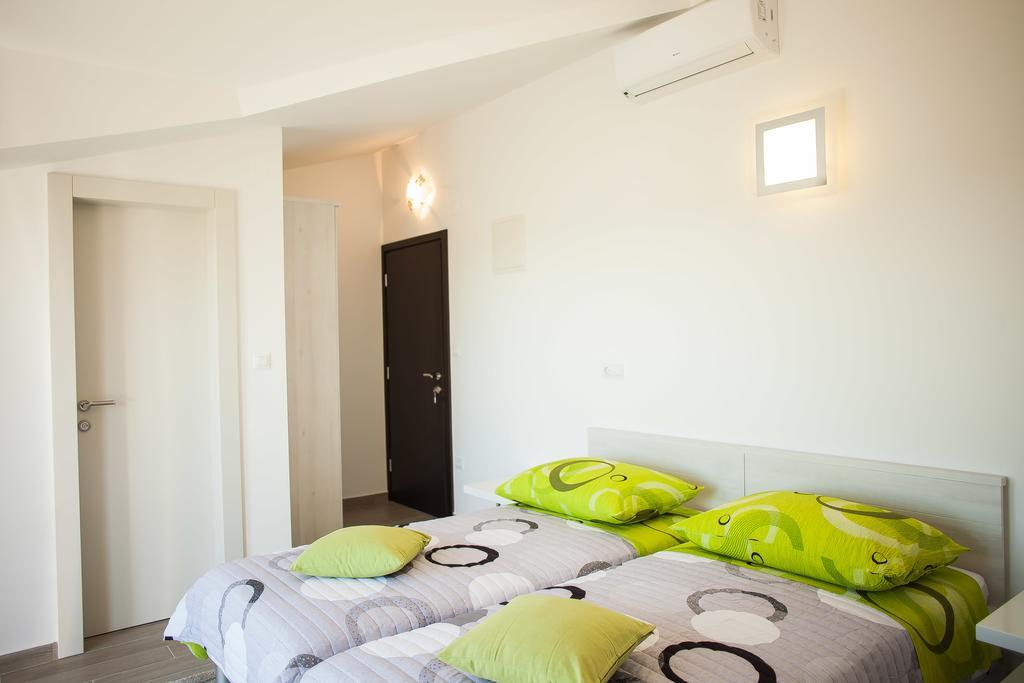 Gabi Rooms & Studio Apartment Lozovac Zimmer foto